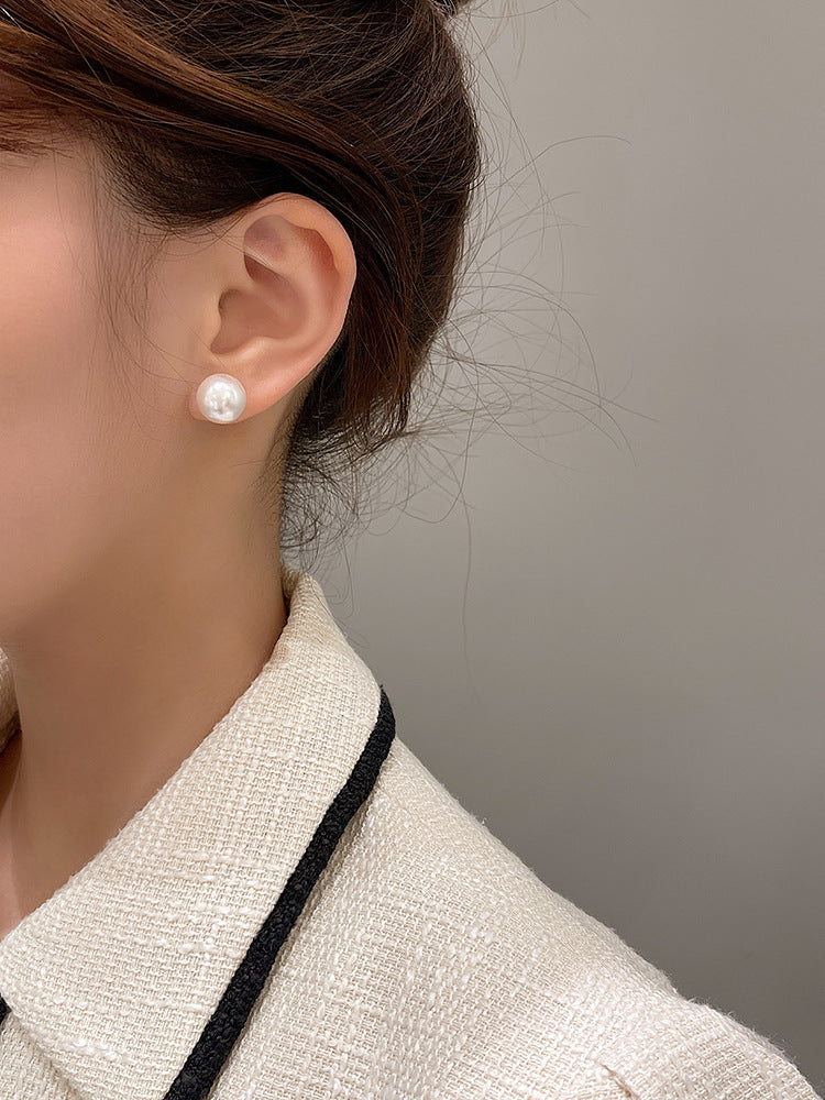 A Multi-wear Luxury High-end Earrings